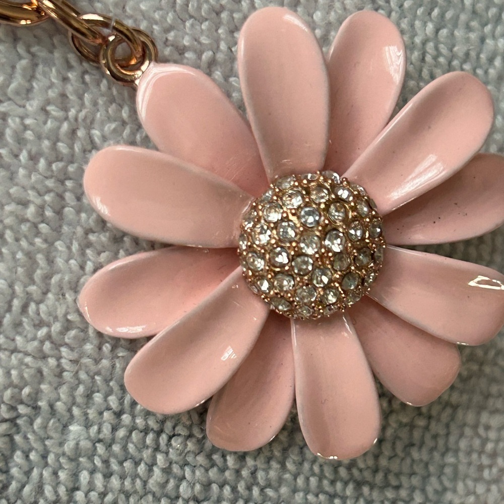 Kate Spade Pink Daisy Keychain with Gold Details - Picture 8 of 9